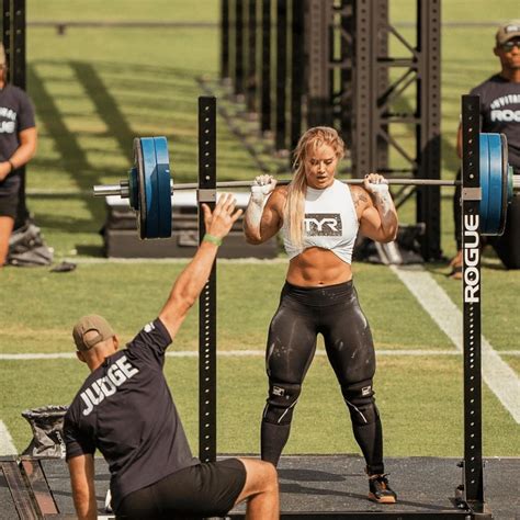 delle speegle crossfit|Dani Elle Speegle: The CrossFit Sensation and Her。